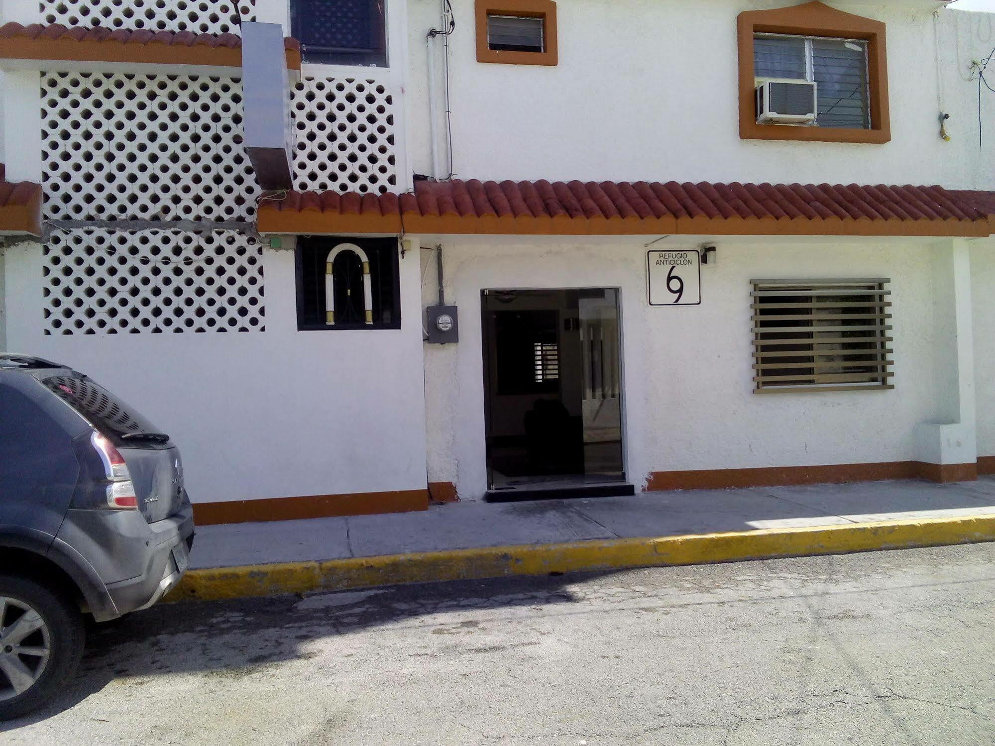 Hotel Jardin Cancun Exterior photo